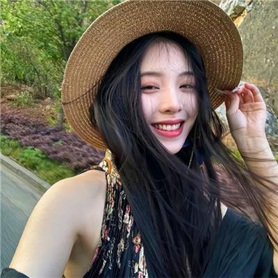 布兰卡和弹吉他的人